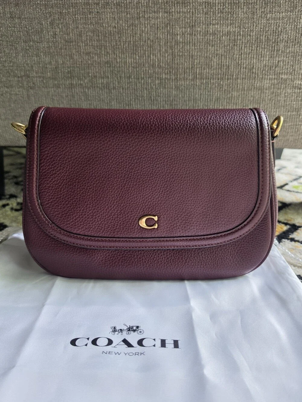 Coach Legacy Shoulder Bag Merlot - Picture 1 of 16